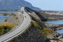 Kristiansund: A Estrada do Atlântico e a Vila Pesqueira de Bud