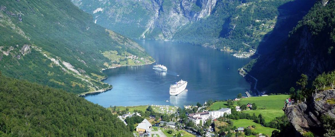 Panoramas Noruegueses Geiranger a Hellesylt